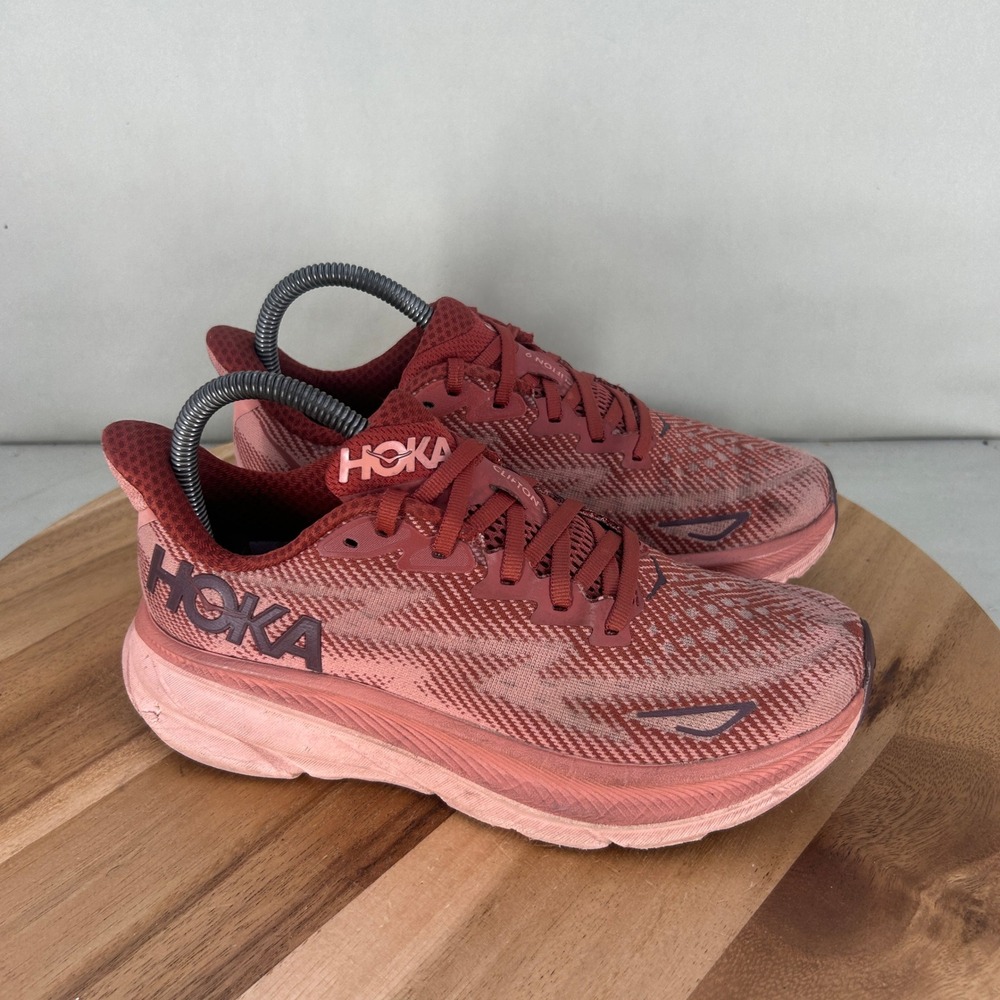 Hoka One One Clifton 9 Womens Running Shoes Pink Red 1127896 RERT Size 6.5B